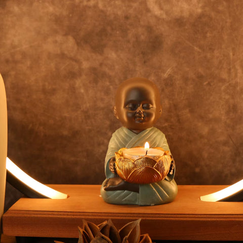Zen Small Buddha Statue Candlestick Decorative Lamp Antique Porch Bedroom Home Little Monk Meditation Resin Crafts Creative Orna