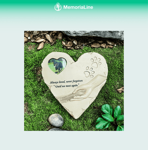 Heart - Shaped Pet Memorial Stone with Photo Frame - Memorialine