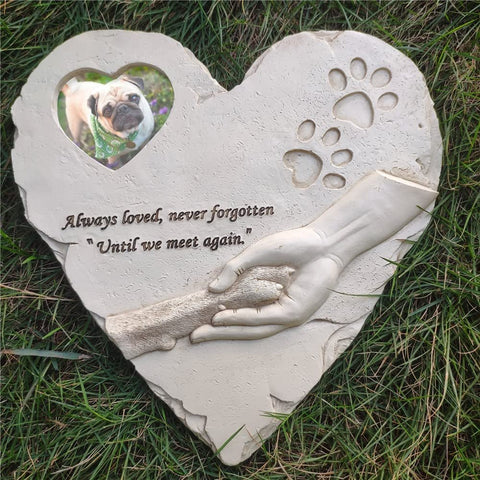 Heart - Shaped Pet Memorial Stone with Photo Frame - Memorialine